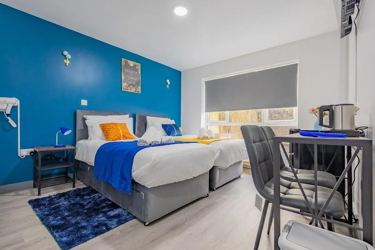 Hébergement de vacances Premium Serviced Accommodation Nottingham, 4 Bedrooms, 5 Beds, 4 Bathrooms, Sleeps 7